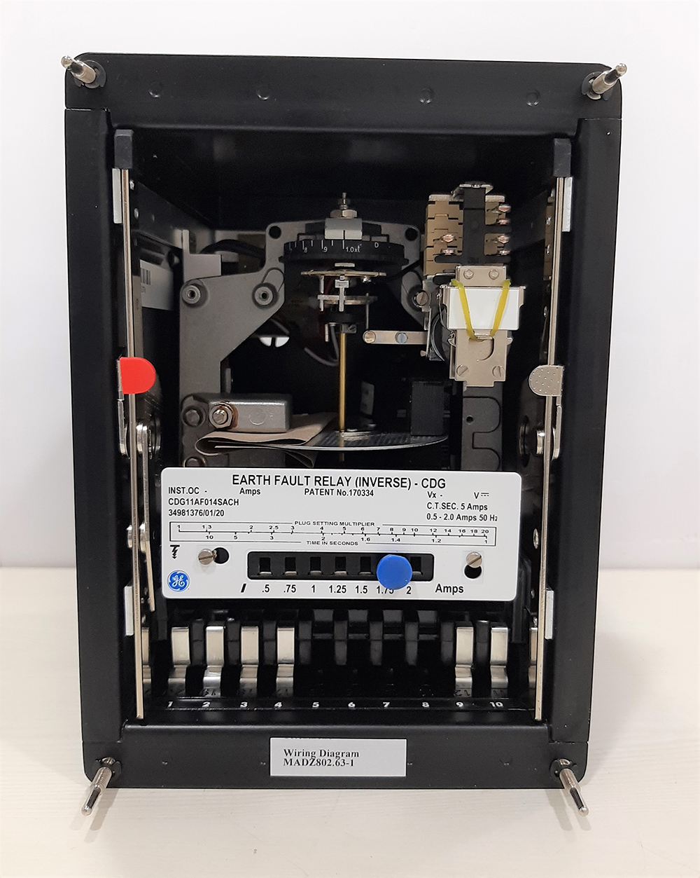 CDG 11 Relay