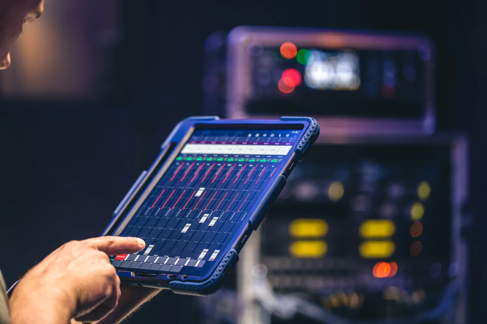 Power quality analysis monitored from a tablet